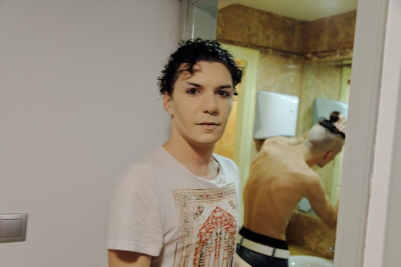 1422451_zak-kostopoulos-pethane-listia